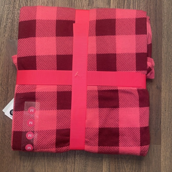 Jenni Women's 2-Pc. Long-Sleeve Packaged Pajamas Set, NWT, MSRP $59.50 - Picture 5 of 5